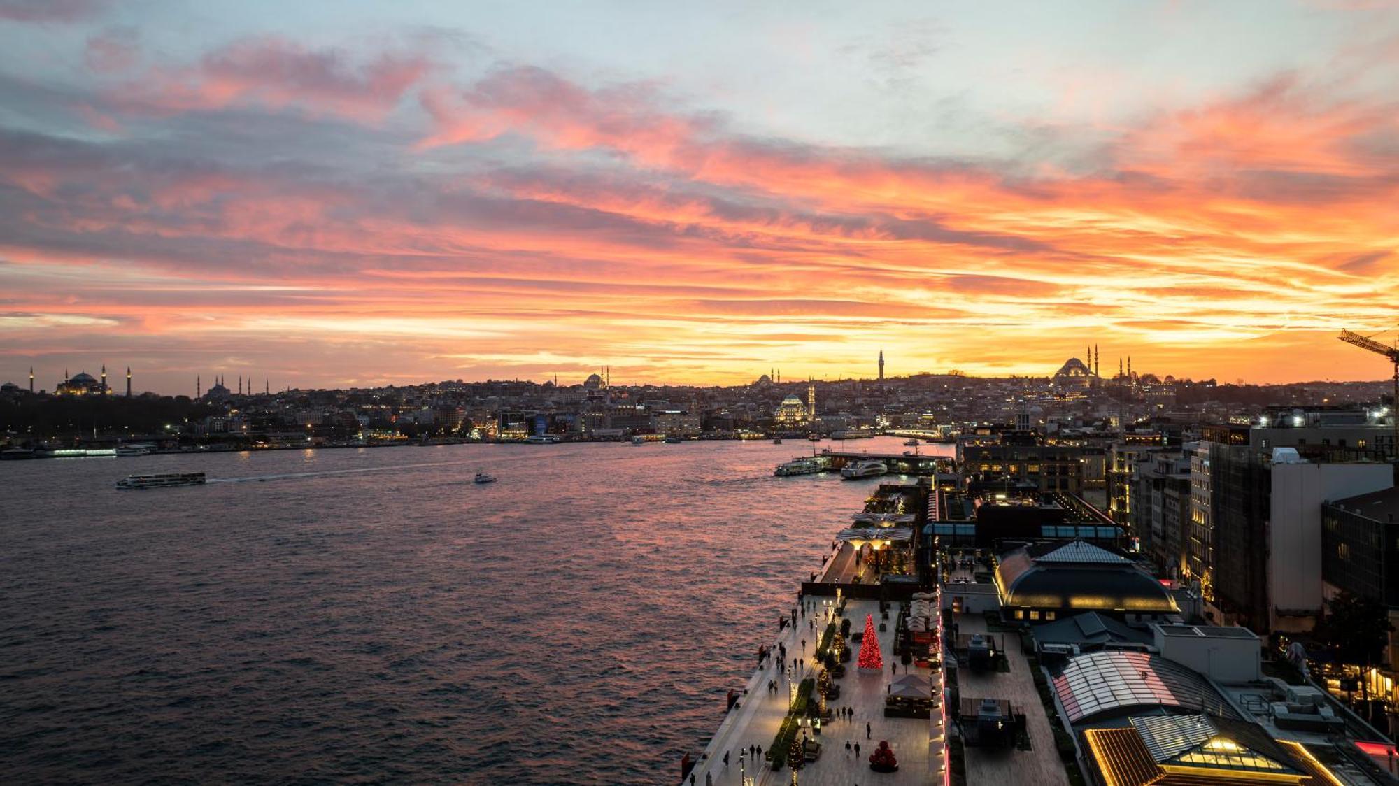 Dream Inn Karakoey Bosphorus Istanbul Exteriör bild